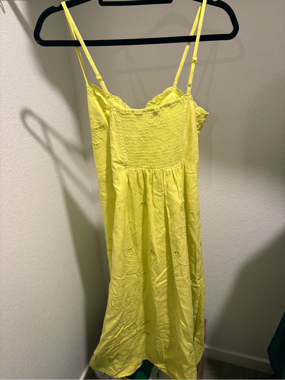 GAP Lime Green Eyelet Maxi Dress - Picture 7 of 7